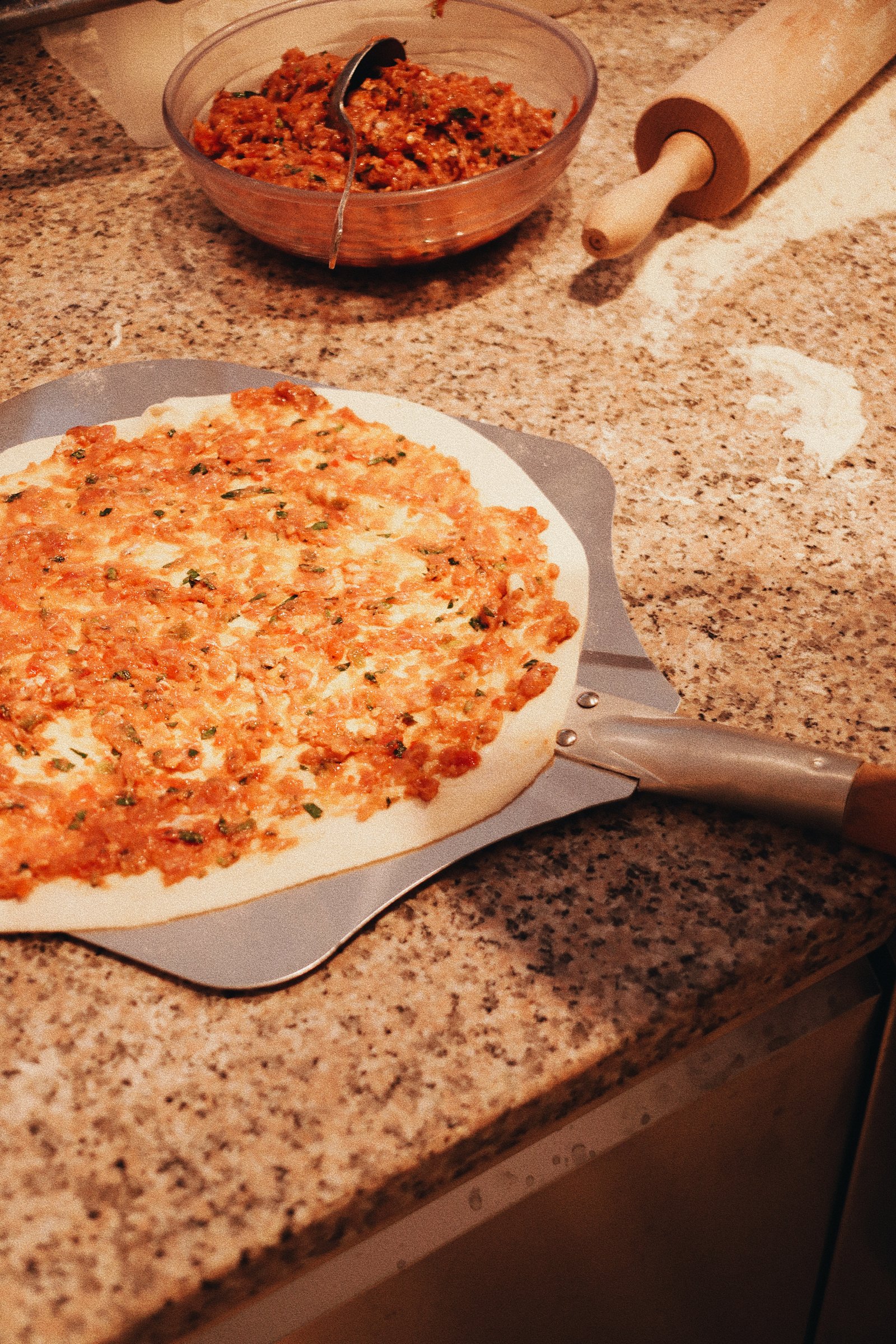 Lahmacun-Zubereitung